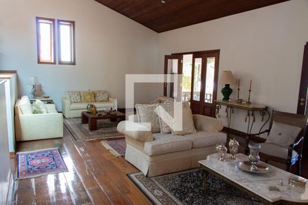 Sala de casa à venda com 4 quartos, 600m² em Bairro das Palmeiras, Campinas
