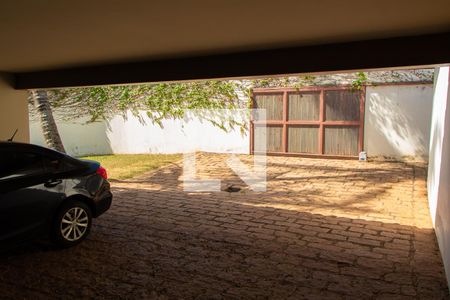 Casa para alugar com 600m², 4 quartos e 6 vagas Casa para alugar com 600m², 4 quartos e 6 vagasGaragem