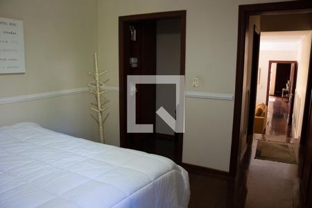 Casa para alugar com 600m², 4 quartos e 6 vagas Casa para alugar com 600m², 4 quartos e 6 vagasQuarto 4