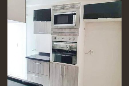 Cozinha de apartamento para alugar com 2 quartos, 51m² em Parque Erasmo Assunção, Santo André