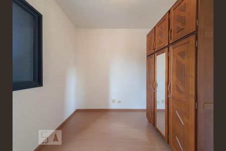 Quarto 1 de apartamento para alugar com 3 quartos, 76m² em Vila Gumercindo, São Paulo