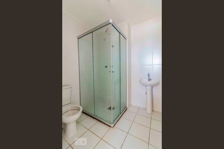 Banheiro  de apartamento à venda com 2 quartos, 48m² em Protásio Alves, Porto Alegre
