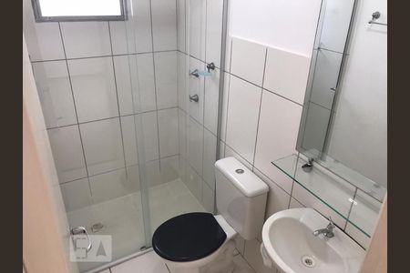 Banheiro de apartamento para alugar com 2 quartos, 50m² em Loteamento Parque São Martinho, Campinas
