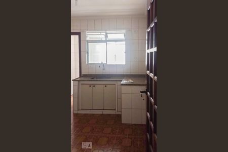 Cozinha de apartamento à venda com 2 quartos, 72m² em Vila Inglesa, São Paulo