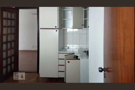 Cozinha de apartamento à venda com 2 quartos, 72m² em Vila Inglesa, São Paulo