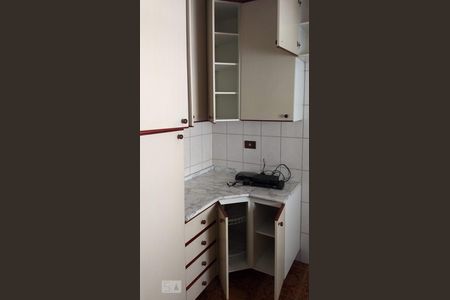 Cozinha de apartamento à venda com 2 quartos, 72m² em Vila Inglesa, São Paulo