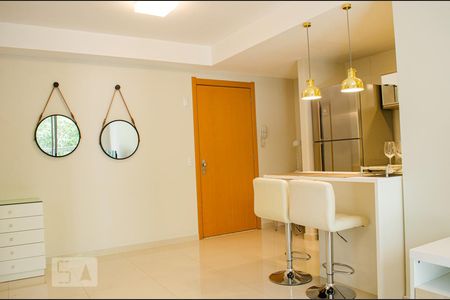 Sala de apartamento à venda com 1 quarto, 57m² em Petrópolis, Porto Alegre