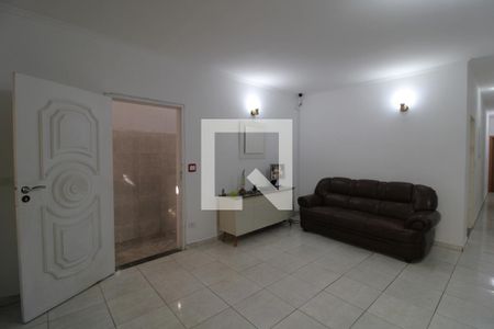 Sala 1 de casa para alugar com 4 quartos, 300m² em Vila Arriete, São Paulo