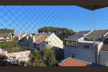 Vista da Suíte de apartamento para alugar com 2 quartos, 102m² em Bacacheri, Curitiba