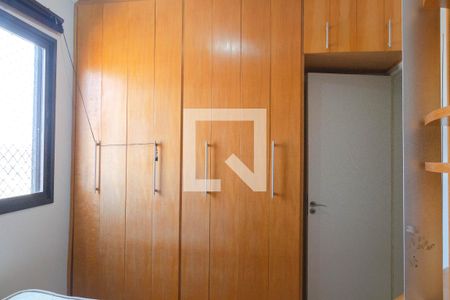 Apartamento à venda com 72m², 3 quartos e 2 vagas Apartamento à venda com 72m², 3 quartos e 2 vagasQuarto 2