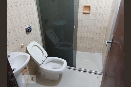 Banheiro de apartamento à venda com 2 quartos, 80m² em Salgado Filho, Belo Horizonte