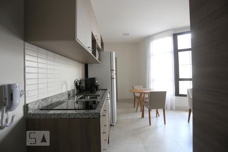 Cozinha de kitnet/studio para alugar com 1 quarto, 42m² em Centro, São Paulo