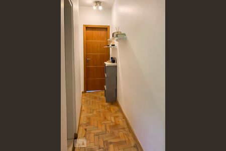 Entrada quartos  de casa para alugar com 2 quartos, 110m² em Vila Olímpia, São Paulo