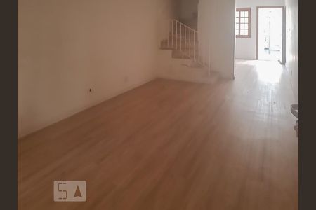 Sala  de casa para alugar com 2 quartos, 110m² em Vila Olímpia, São Paulo