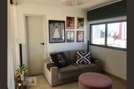 Andar superior - sala ou suíte 2 de apartamento para alugar com 1 quarto, 95m² em Vila Madalena, São Paulo