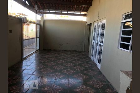 Garagem de casa à venda com 4 quartos, 200m² em Vila Costa E Silva, Campinas