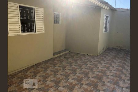 Quintal de casa à venda com 4 quartos, 200m² em Vila Costa E Silva, Campinas