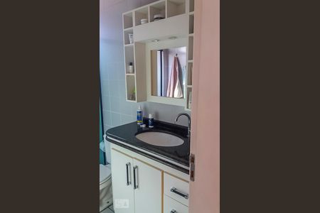 Banheiro  de casa de condomínio à venda com 2 quartos, 120m² em Vila Metalúrgica, Santo André