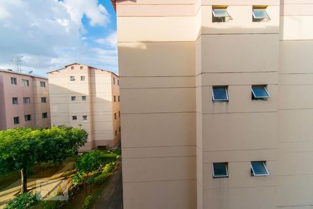 Vista do Quarto 01 de apartamento para alugar com 2 quartos, 44m² em Samambaia Sul (samambaia), Brasília