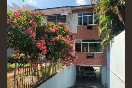Casa à venda com 4 quartos, 416m² em Taquara, Rio de Janeiro