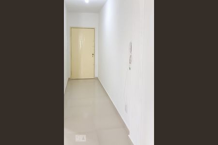 Corredor de apartamento à venda com 3 quartos, 70m² em Liberdade, São Paulo