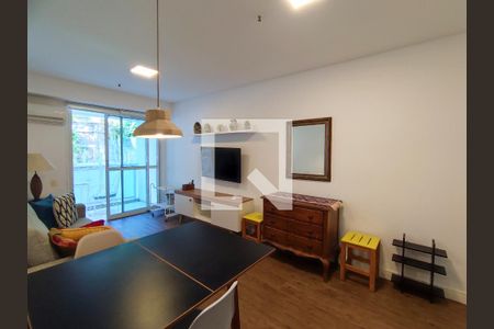 Sala de apartamento para alugar com 1 quarto, 58m² em Lagoa, Rio de Janeiro