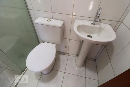 Banheiro de apartamento para alugar com 1 quarto, 45m² em Setor Pedro Ludovico, Goiânia