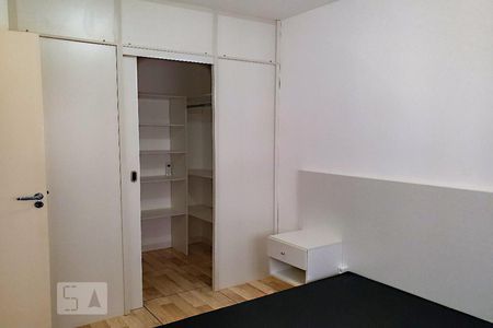 Quarto 1 de apartamento para alugar com 2 quartos, 65m² em Jardim Itu Sabará, Porto Alegre