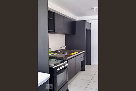 Cozinha  de apartamento para alugar com 2 quartos, 65m² em Jardim Itu Sabará, Porto Alegre