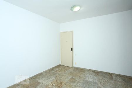 Sala de apartamento para alugar com 3 quartos, 130m² em Copacabana, Rio de Janeiro