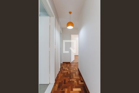 Corredor de apartamento à venda com 3 quartos, 107m² em Higienópolis, São Paulo
