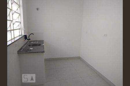 Cozinha de apartamento para alugar com 2 quartos, 75m² em Vila Pompéia, São Paulo