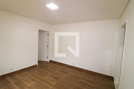 Sala de TV de casa para alugar com 2 quartos, 80m² em Vila Carrão, São Paulo