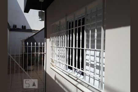 Área Externa de casa à venda com 4 quartos, 220m² em Vila Canero, São Paulo