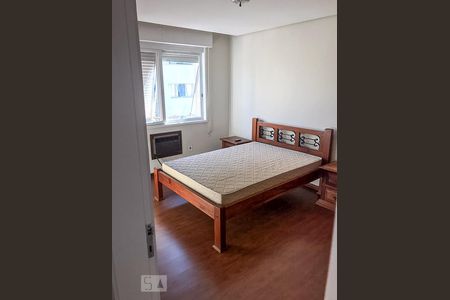 Dormitório de apartamento à venda com 2 quartos, 83m² em Mont Serrat, Porto Alegre