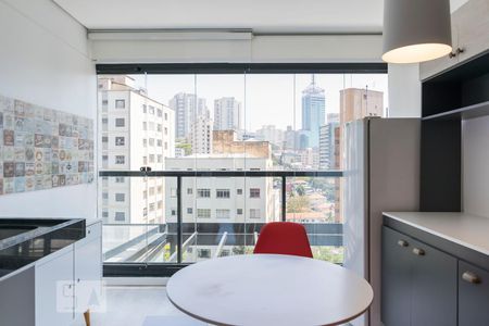 Varanda de kitnet/studio à venda com 1 quarto, 33m² em Vila Mariana, São Paulo