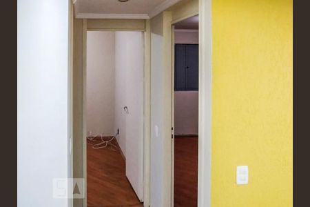 Corredor de apartamento para alugar com 2 quartos, 65m² em Vila Santa Teresa (zona Sul), São Paulo