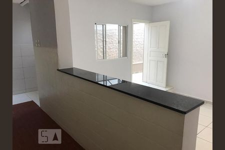 Sala de casa para alugar com 2 quartos, 60m² em Vila Charlote, São Paulo