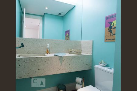 Lavabo de apartamento para alugar com 1 quarto, 66m² em Pinheiros, São Paulo