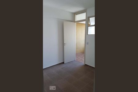 Quarto 3 de apartamento para alugar com 3 quartos, 85m² em Setor Oeste, Goiânia