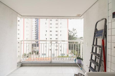 Varanda  de apartamento à venda com 2 quartos, 51m² em Vila Esperança, São Paulo