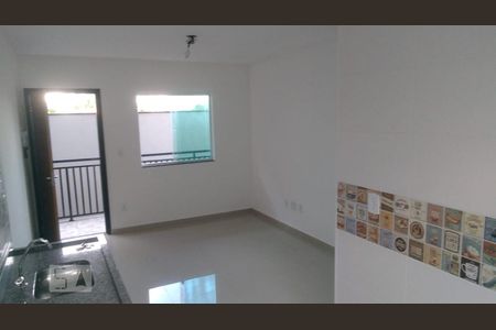 Sala de apartamento para alugar com 1 quarto, 35m² em Cidade Líder, São Paulo