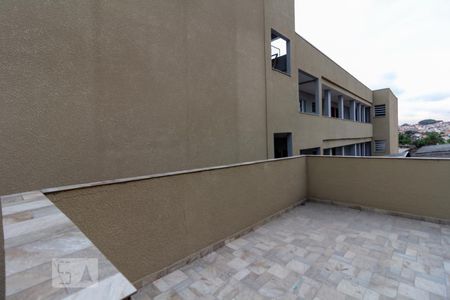 Fachada Lateral de apartamento para alugar com 1 quarto, 38m² em Jaguaribe, Osasco