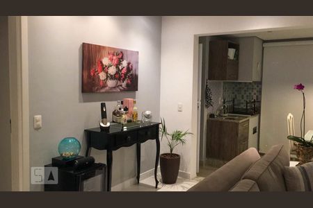 Sala de apartamento para alugar com 3 quartos, 109m² em Parque Industrial Tomas Edson, São Paulo