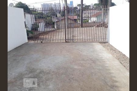 Garagem de casa para alugar com 2 quartos, 60m² em Cidade Industrial, Curitiba