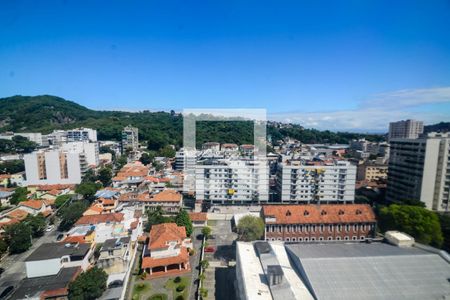 Vista do Quarto 1 de apartamento para alugar com 2 quartos, 72m² em Vila Isabel, Rio de Janeiro