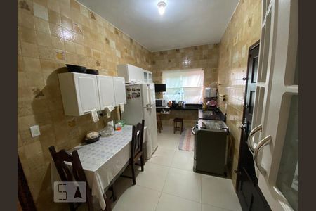 Cozinha de casa para alugar com 3 quartos, 140m² em Jardim Atlântico, Belo Horizonte