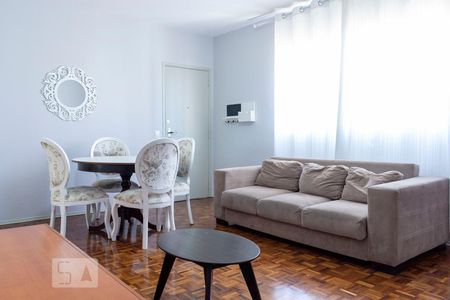 Apartamento para alugar com 75m², 3 quartos e 1 vagaSala