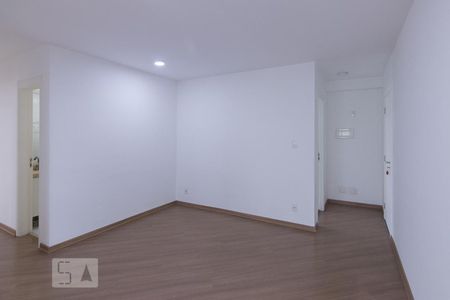 Sala de apartamento para alugar com 3 quartos, 70m² em Água Branca, São Paulo