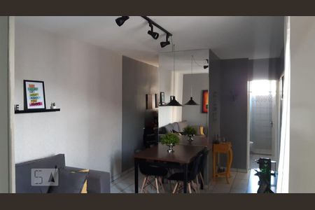 Sala de apartamento para alugar com 2 quartos, 60m² em Setor Negrão de Lima, Goiânia